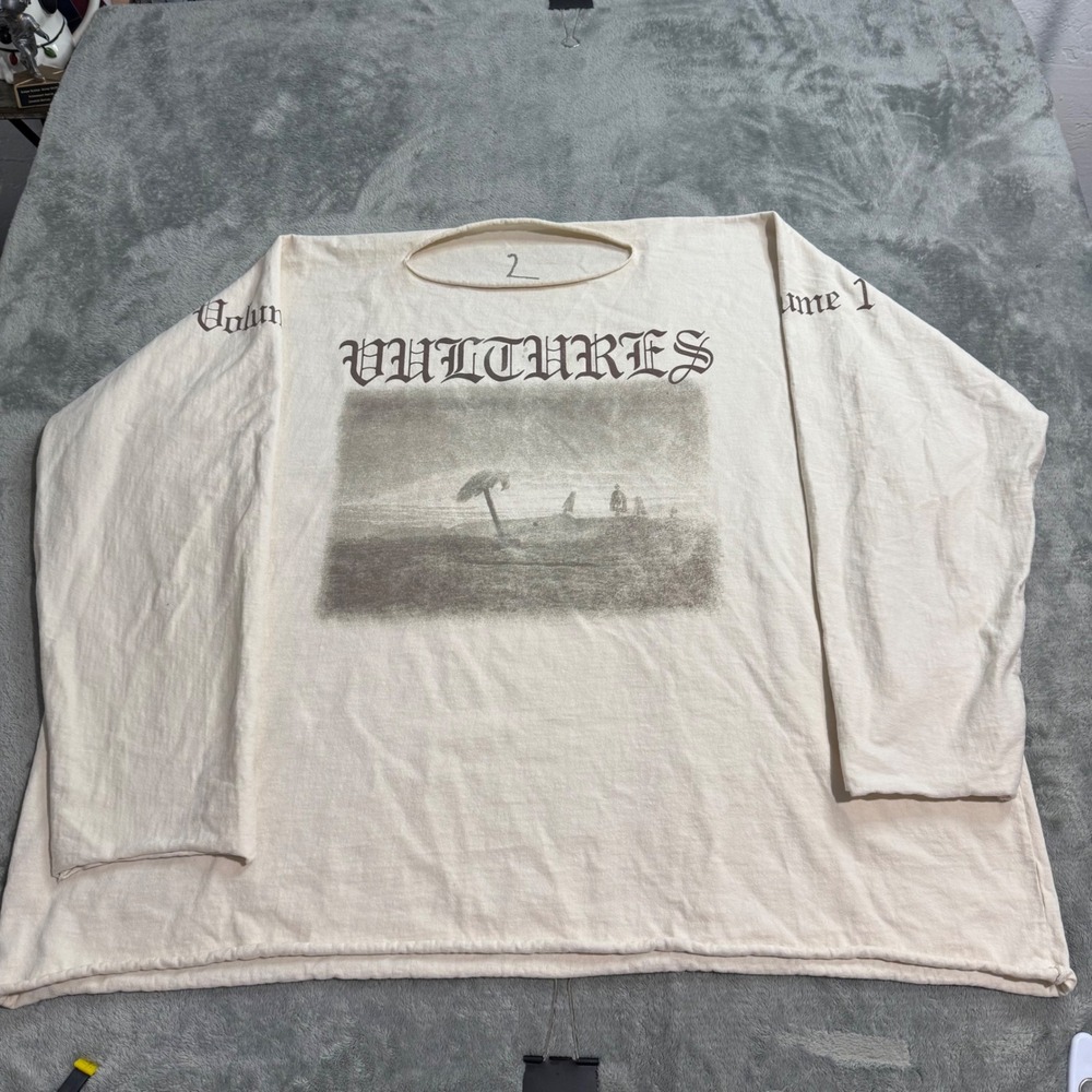 Yeezy Vultures Volume 1 Long Sleeve T-Shirt Cream Kanye West Size 2 Boxy Tee